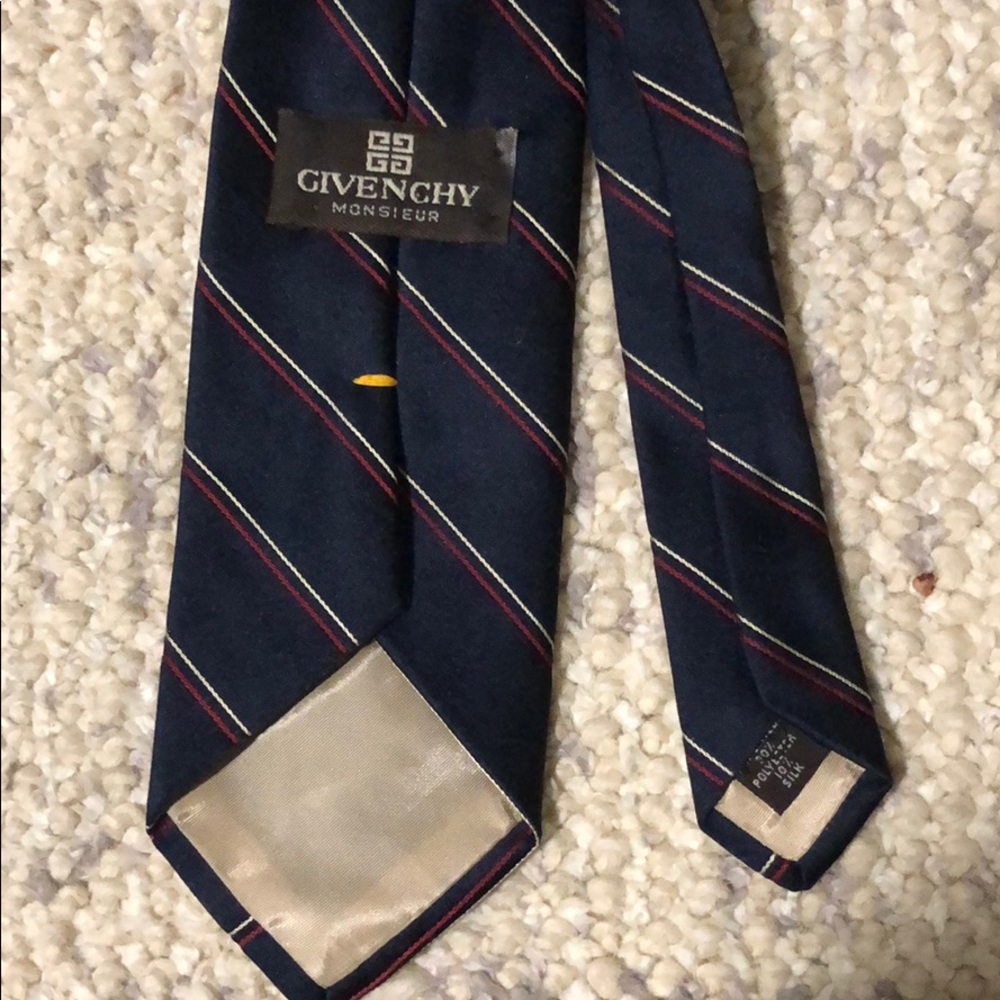 Givenchy Necktie - Picture 4 of 5